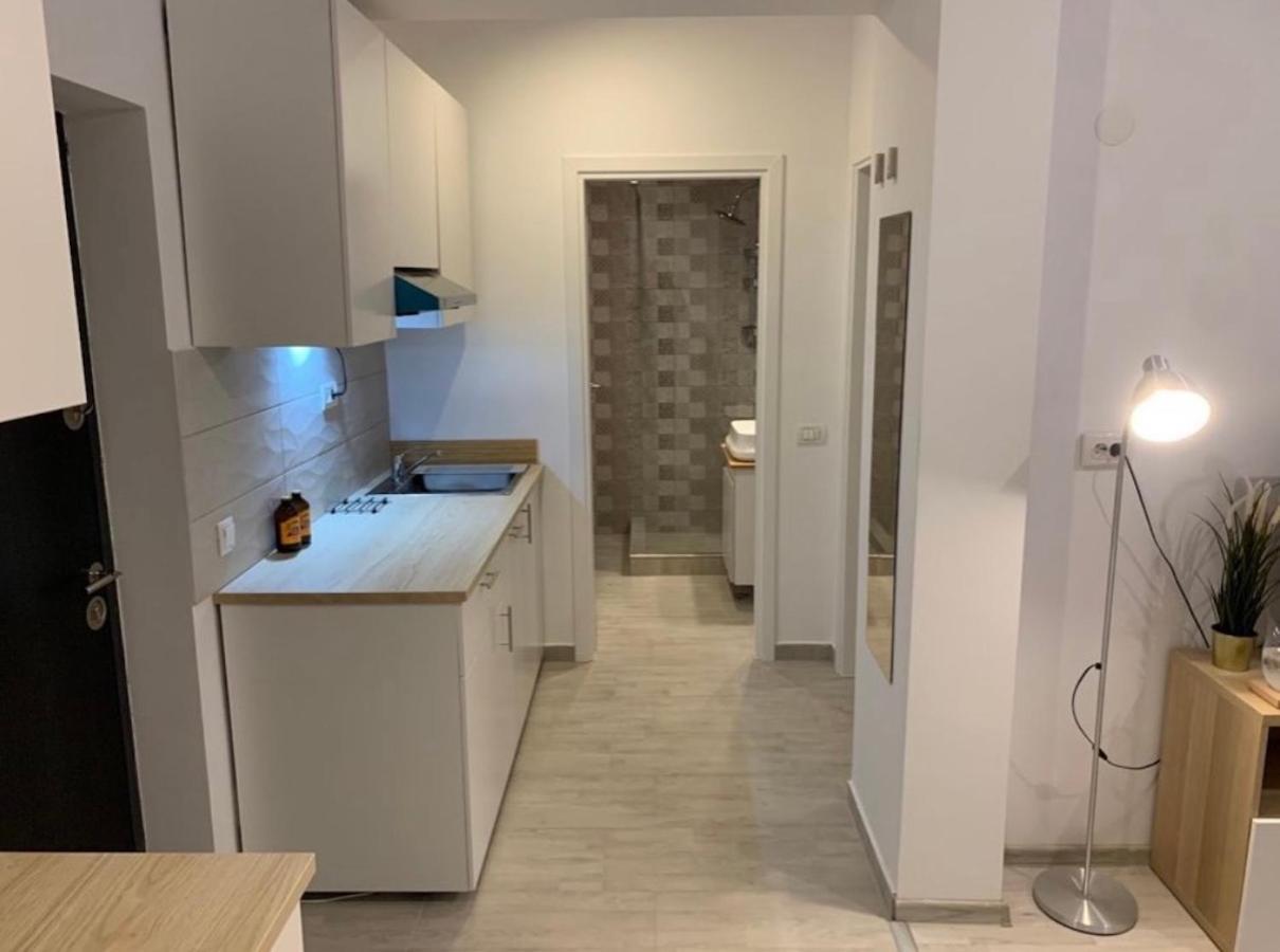 Retreat Luxury Apartment Near Presidential Palace Bucareste Exterior foto